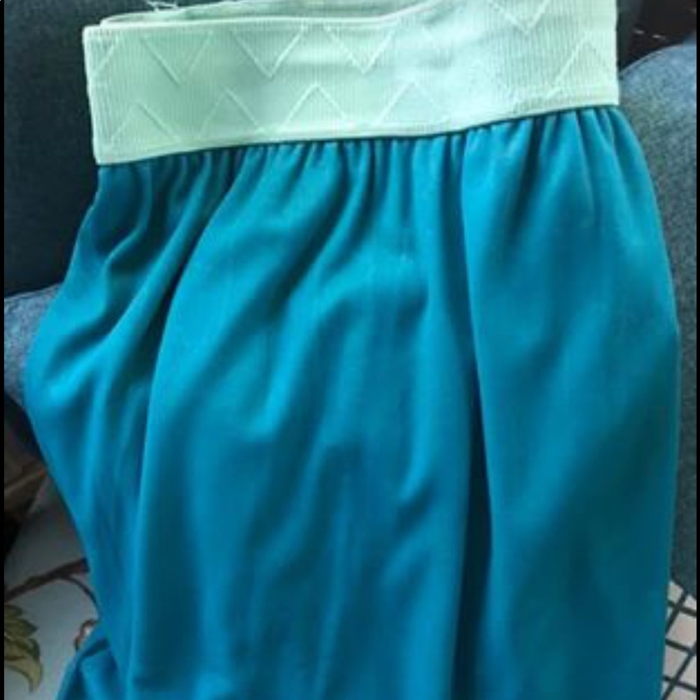 Lot of 4 LuLaRoe Skirts (LOLAS AND MADISON);